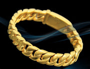 Bold Titanium Steel Chain Bracelet close-up – Non-Fade Detail