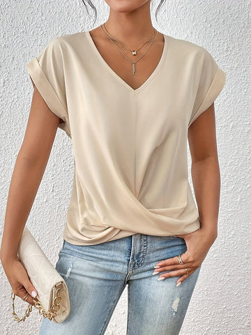 Birgit™ | Casual T-shirt with Sweetheart Neckline - Retail Flare