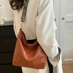ESTHER | Vintage Shoulder Bag - Retail Flare