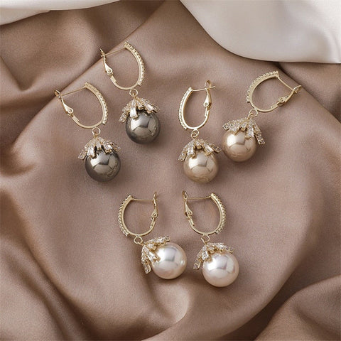 MALIA | Drop Earrings with Pearl - Retail Flare