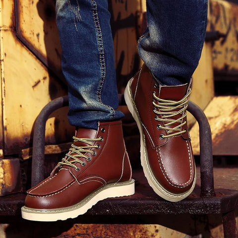 MARTIN | Retro Boots - Retail Flare