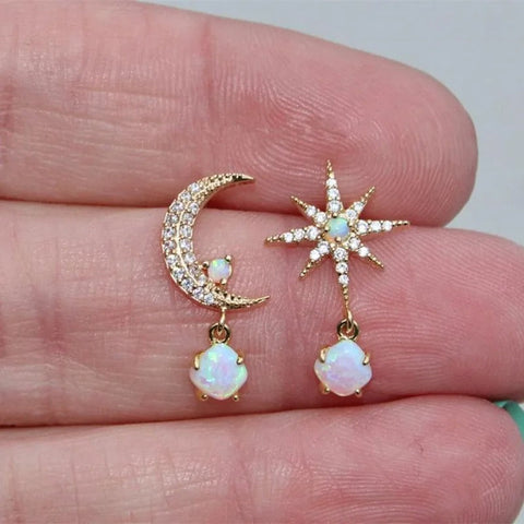STERRE | Classic Mother-of-Pearl Earrings - Retail Flare